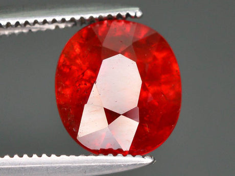 Natural Spessartite Garnet 2.60 ct – Oval Cut, Untreated
