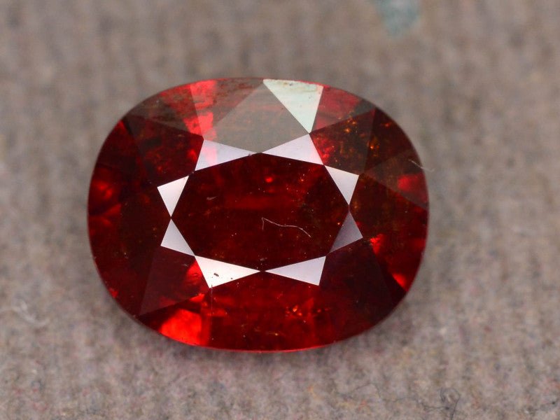 Natural Spessartite Garnet 3.80 ct – Oval Cut, Untreated