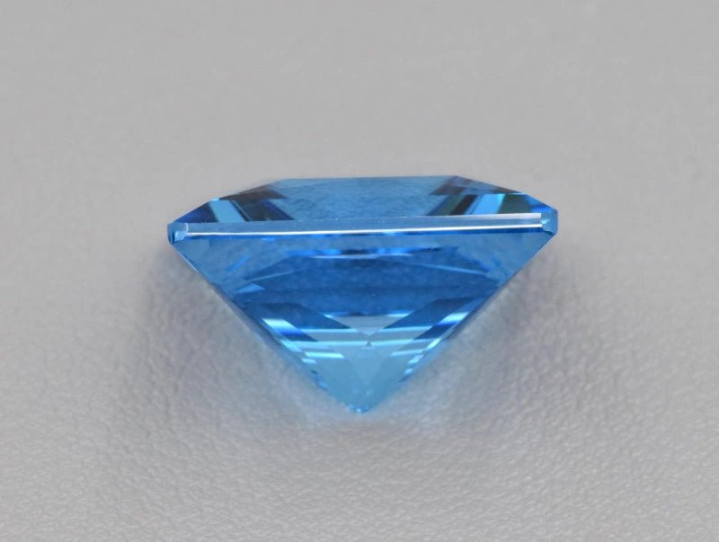 Natural Swiss Blue Topaz 21.79 ct – Square Cut, ČGL Certified