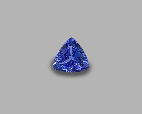 Natural Tanzanite 2.97 ct – Trilliant Cut, Heated, ČGL Certified