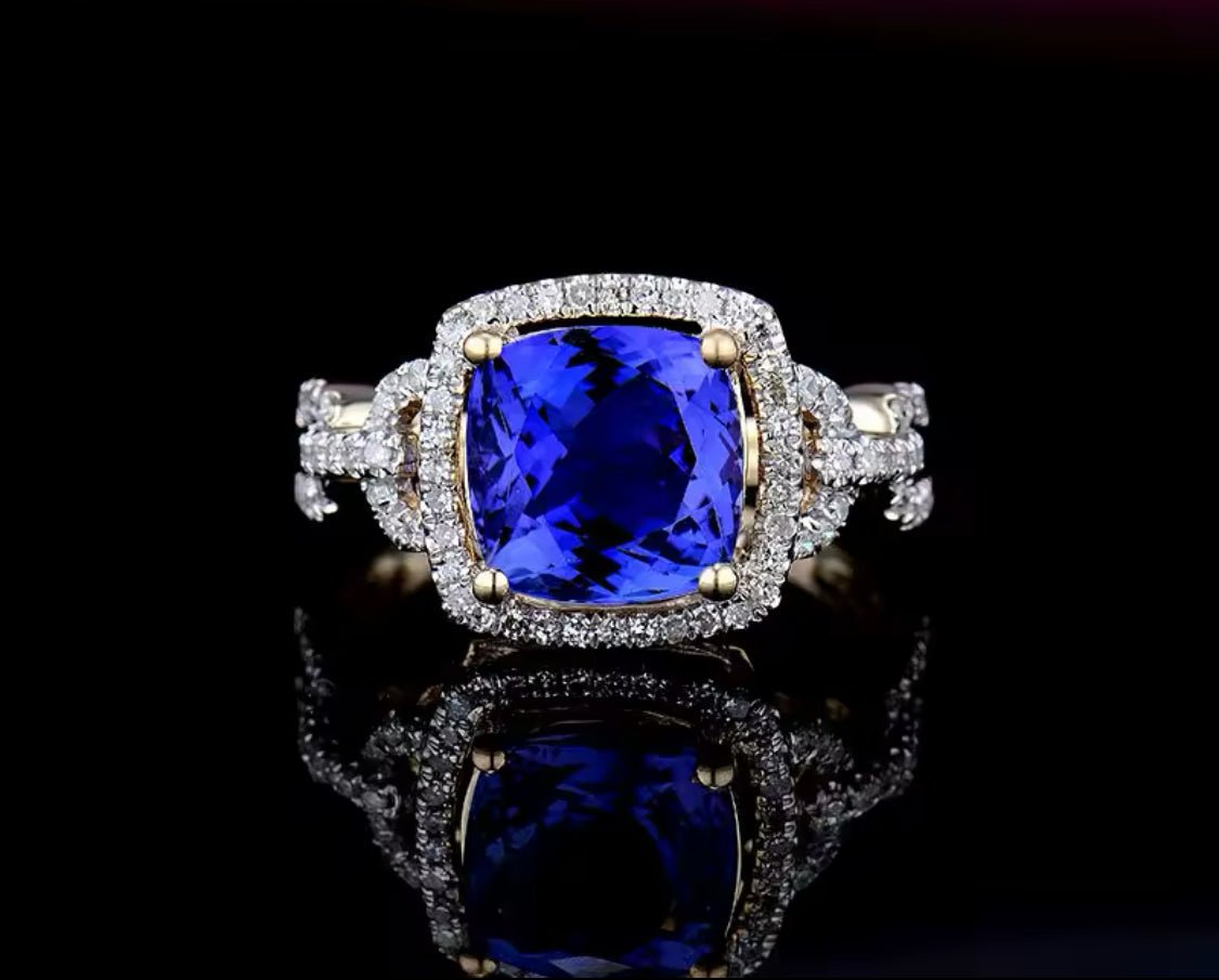 Natural cushion tanzanite and diamond unisex ring in 14K yellow gold front view