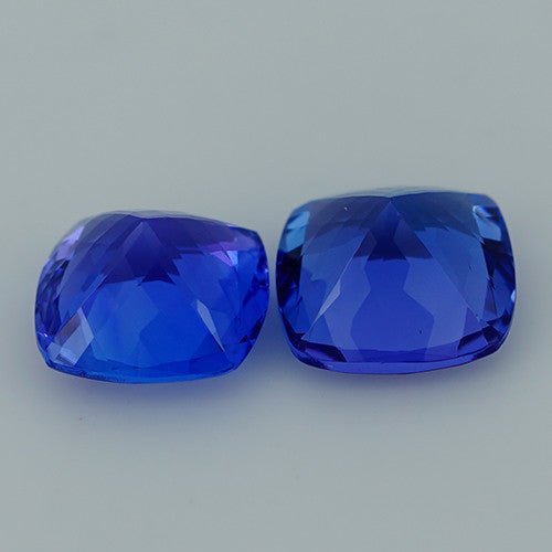 Natural Tanzanite Pair 4.65 ct – Cushion Cut, Heated, ČGL Certified