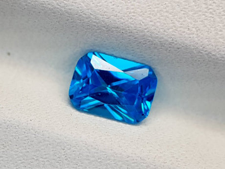 Natural Topaz 1.55 ct – Cushion Cut, Coated