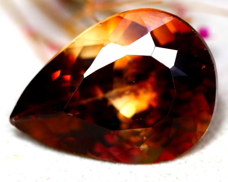 Natural Topaz 27.64 ct – Pear Cut, ČGL Certified