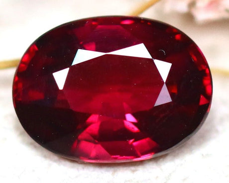 Natural Umbalite Garnet 2.16 ct – Oval Cut, Untreated