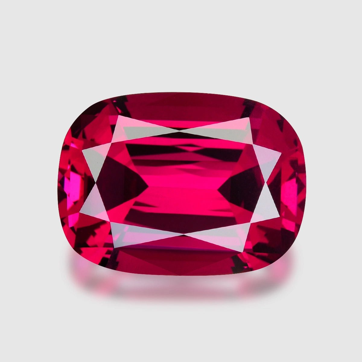Natural Umbalite Garnet 7.18 ct – Cushion Cut, Purplish Red, Untreated