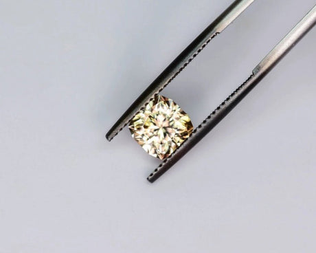 Natural Zircon 2.54 ct – Light Champagne, Cushion Cut, Untreated, Nigeria