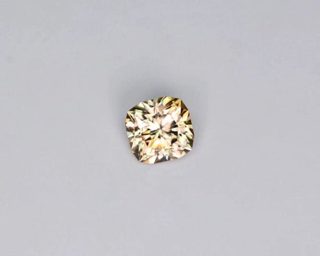 Natural Zircon 2.54 ct – Light Champagne, Cushion Cut, Untreated, Nigeria