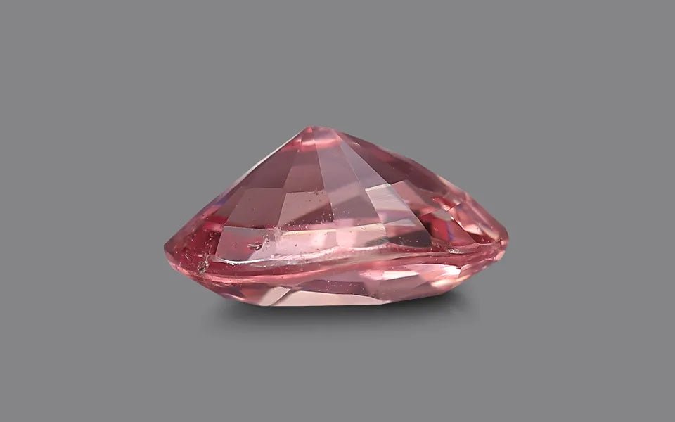 Padparadscha Sapphire - 0.92 ct