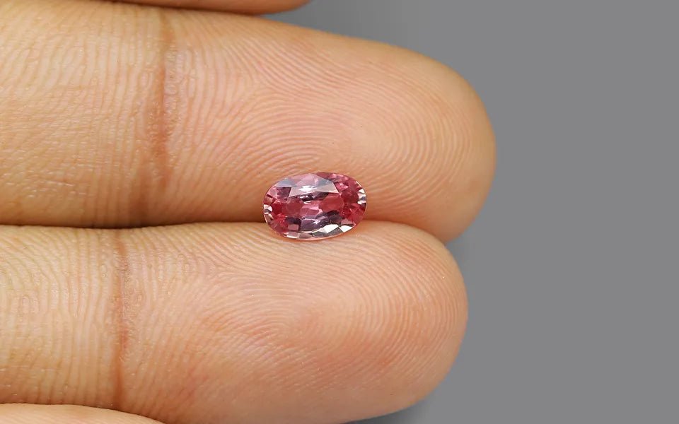 Padparadscha Sapphire - 1.04 ct