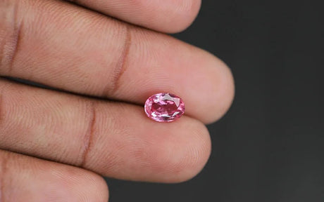 Padparadscha Sapphire - 1.56 ct