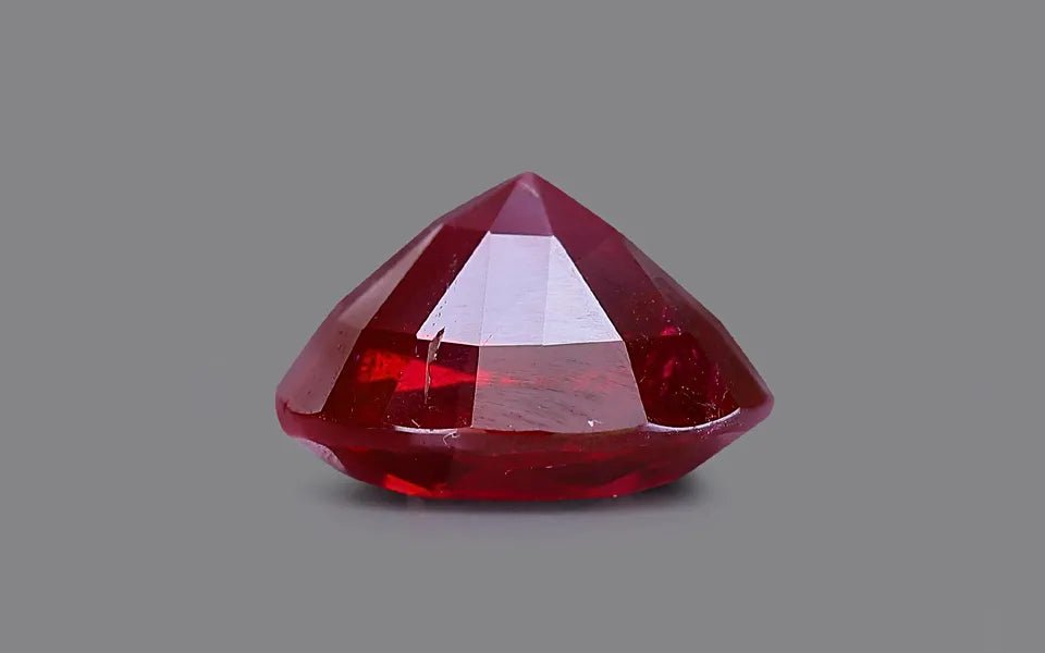Pigeon Blood Burma Ruby - 1.85 ct