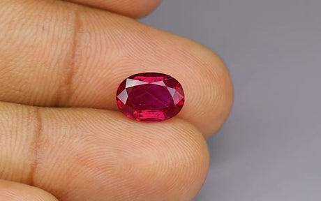 Pigeon Blood Burma Ruby - 2.72 ct