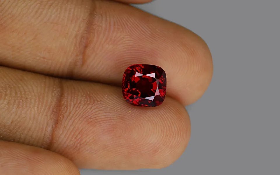 Pigeon Blood Mozambique Ruby - 4.04 ct