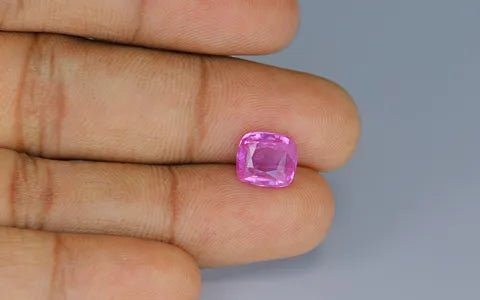 Pink Sapphire - 3.75 ct