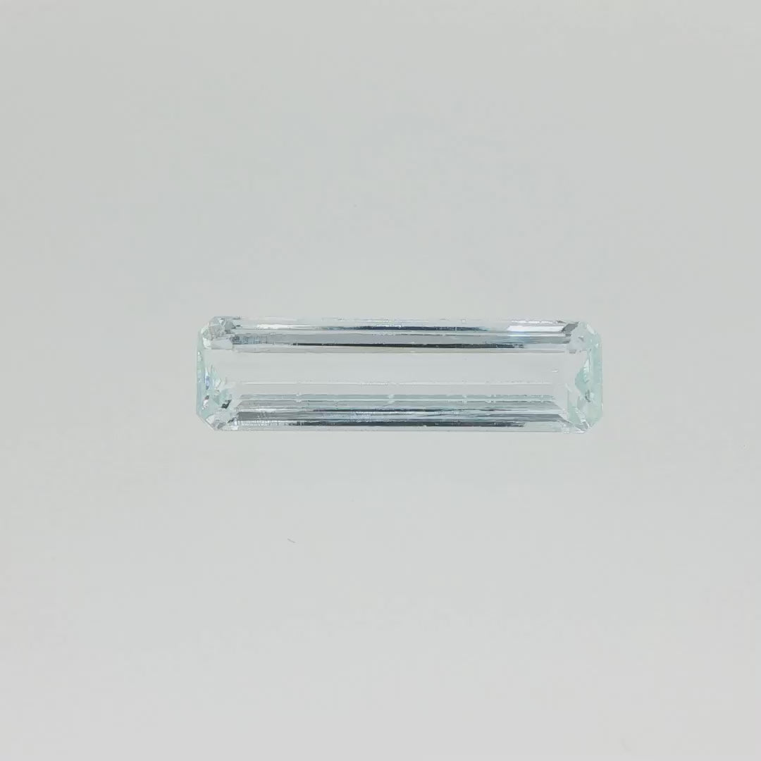 5.84 ct Aquamarine baguette cut eye clean loose gemstone