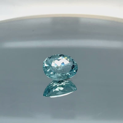 Natural aquamarine, 8.22 carats, oval cut, eye clean clarity, untreated, vivid blue