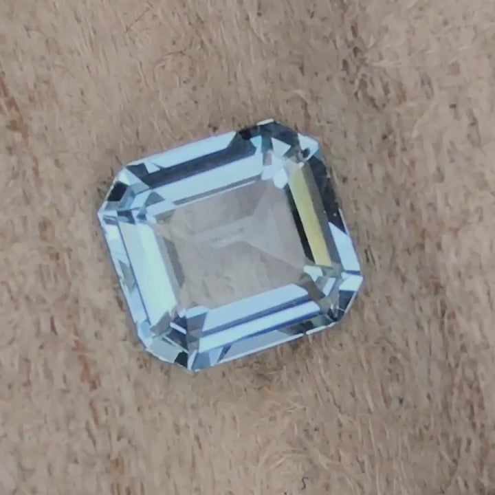 1.16 ct sea blue aquamarine in Asscher cut from Brazil, untreated, VVS clarity