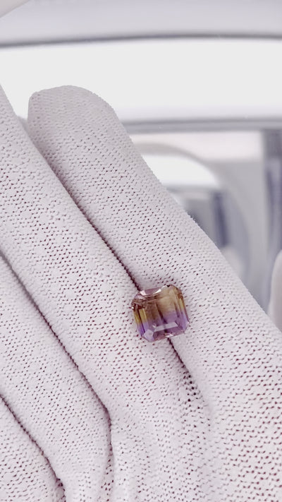 Natural Ametrine 6.32 carats, octagonal cut, purple and yellow bi-color gemstone, untreated