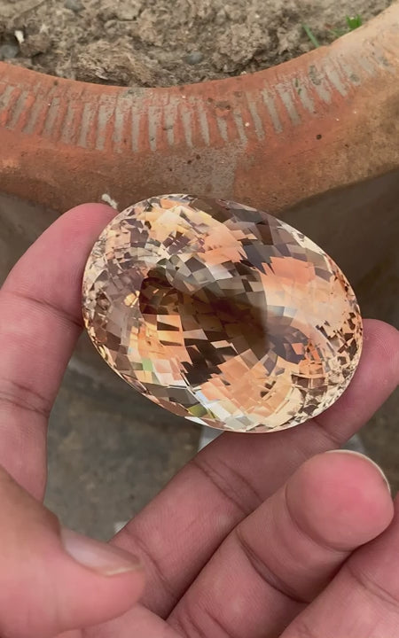 Natural Topaz - 691.50 ct / Rare Gemstone