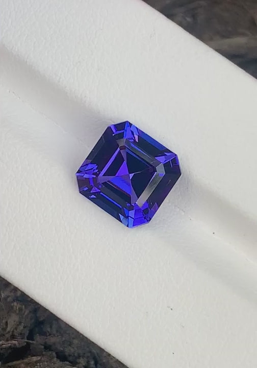 Natural Tanzanite gemstone