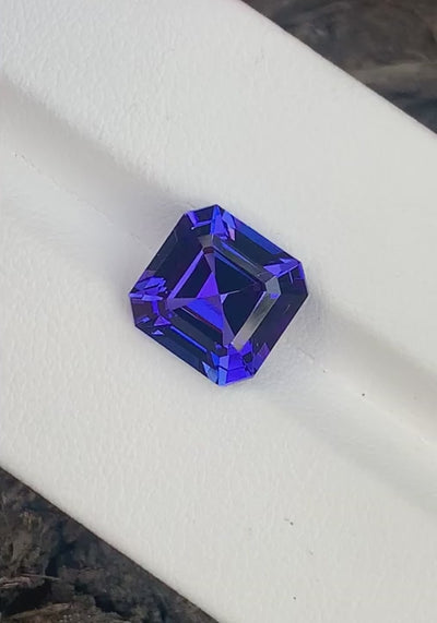 Natural Tanzanite gemstone