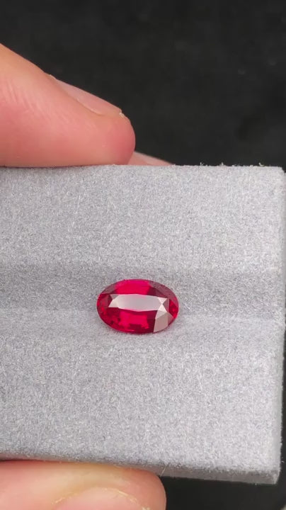 Natural ruby 2.03 ct oval cut with vivid red pigeon blood color, GRS certificate