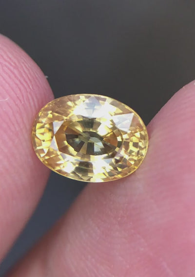 Natural honey yellow zircon, 3.29 carats, oval cut, VVS clarity, untreated, from Cambodia