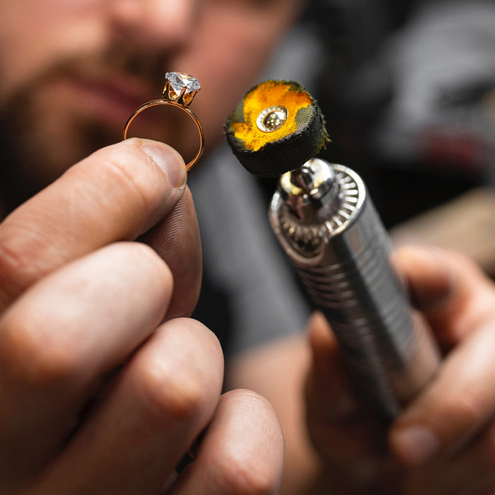 Golden ring with diamond - how to make