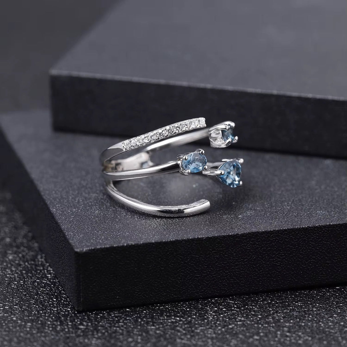 Resizable Silver Ring 0.87 ct London Blue Topaz