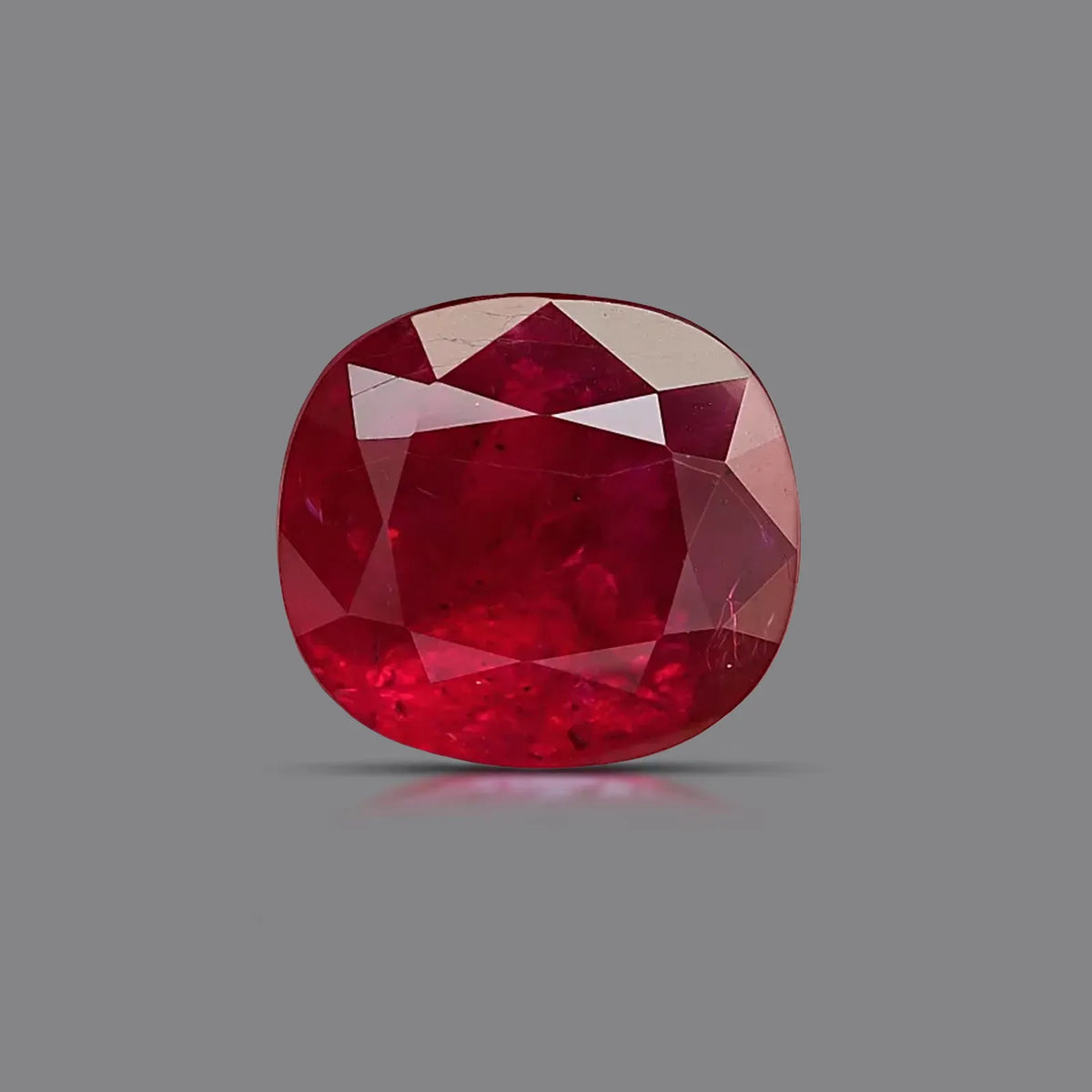 Natural ruby, vivid red, cushion cut, 2.25 ct, loose gemstone, view 4.