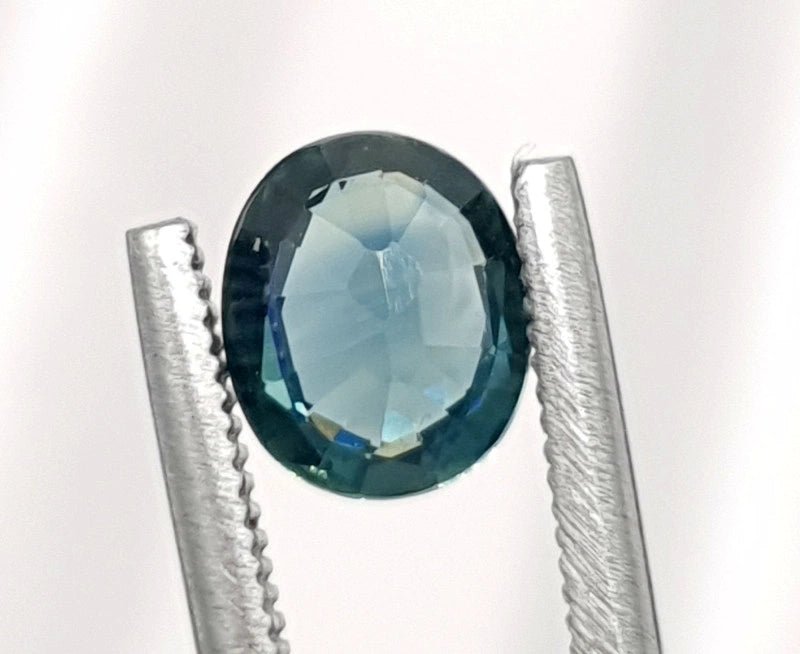 Sapphire 0.55 ct – Oval Cut, Heat Treated