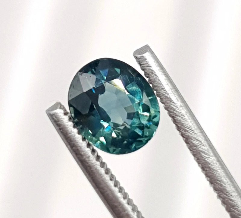 Sapphire 0.55 ct – Oval Cut, Heat Treated
