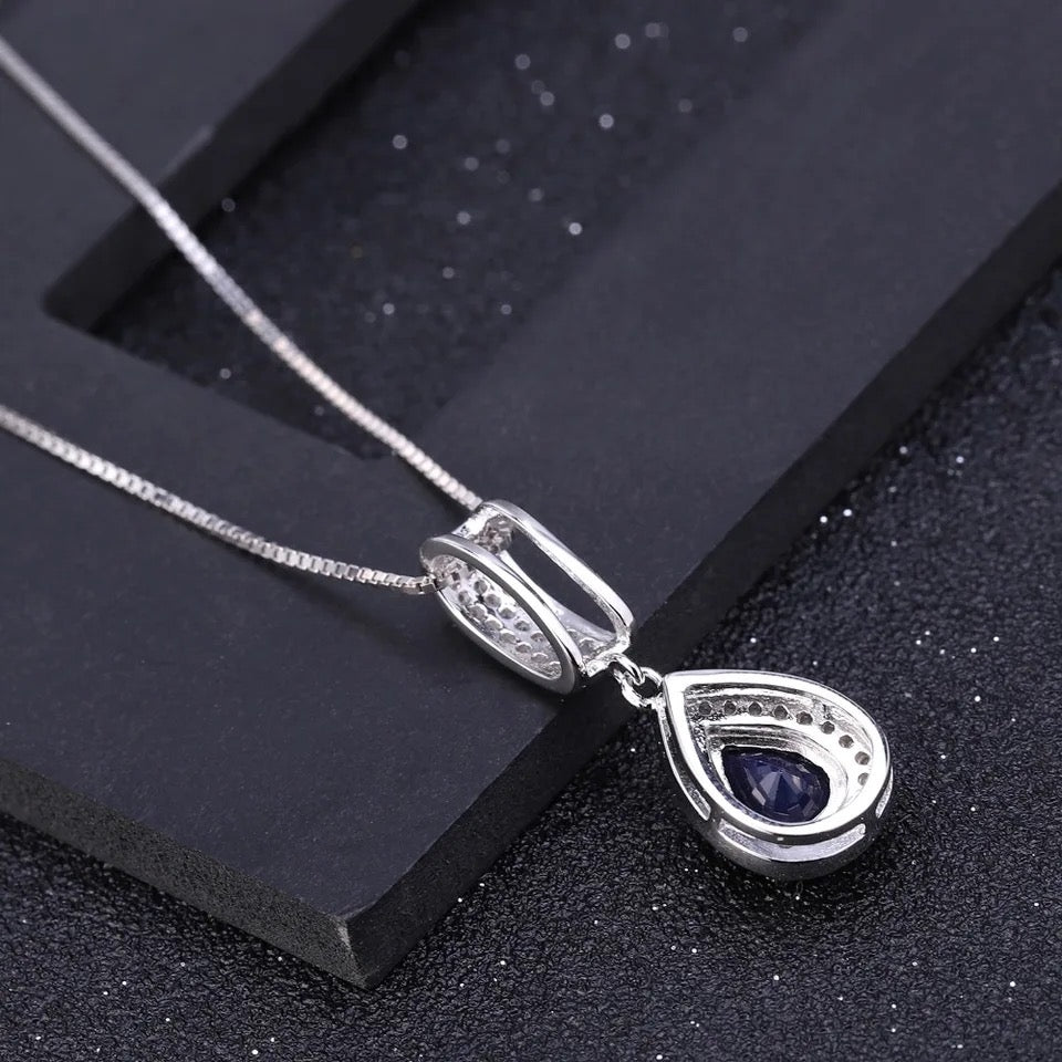 Silver 1.29 ct Sapphire Pendant