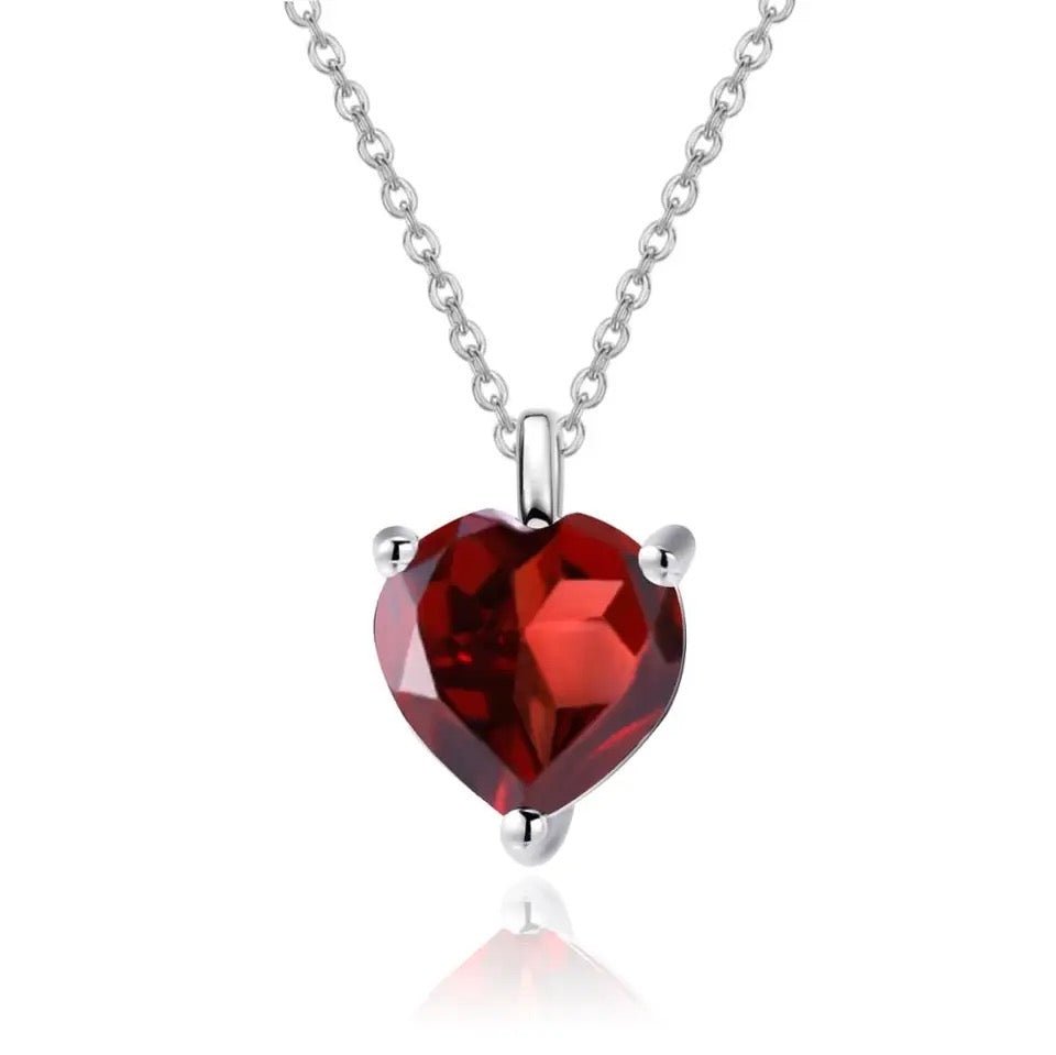 Silver 1.47 ct Garnet Pendant