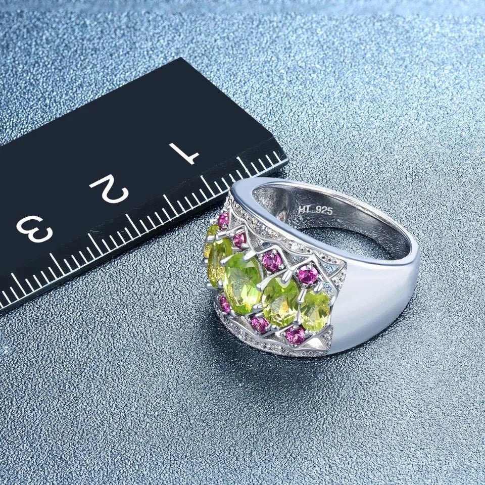 Silver 2.76 ct Peridot / Rhodolite Garnet Ring