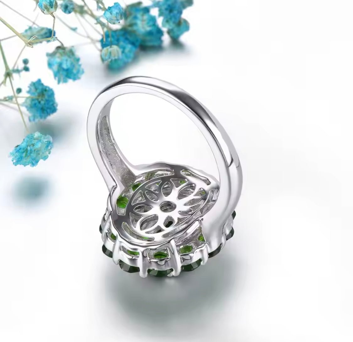 Silver 2.90 ct Chrome Diopside Ring