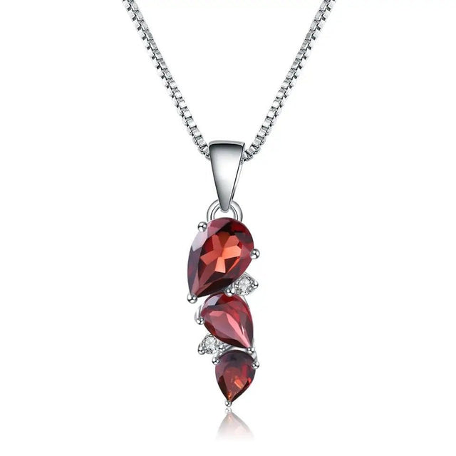 Silver 2.94 ct Garnet Pendant