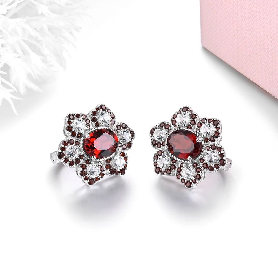 Silver 8.00 ct Garnet Earrings