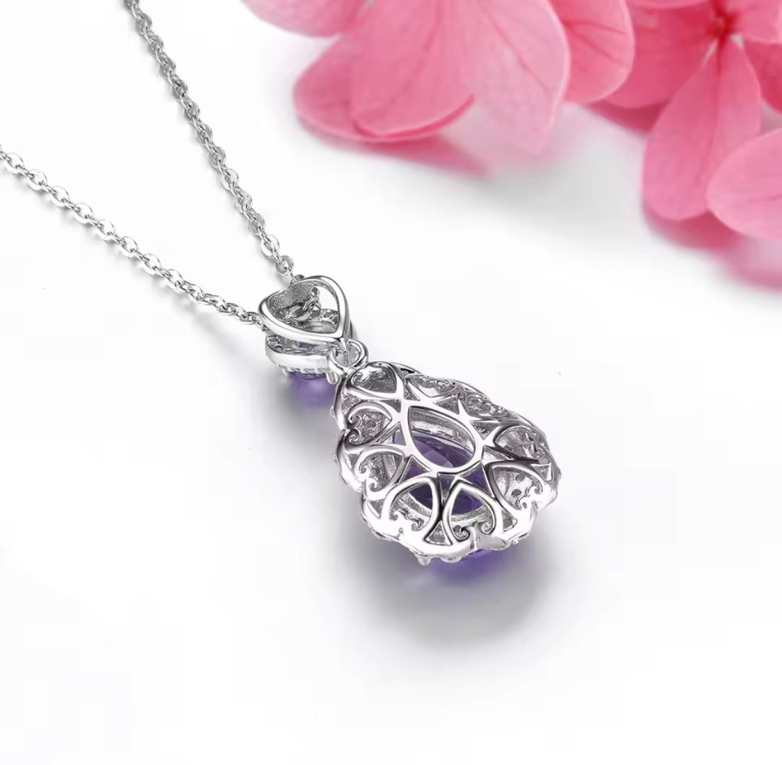 Silver Amethyst 3.00 ct Pendant