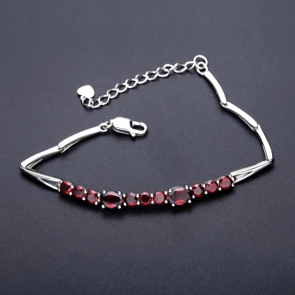 Silver Bracelet with Natural Garnet 5.33 ct – Oval Cut