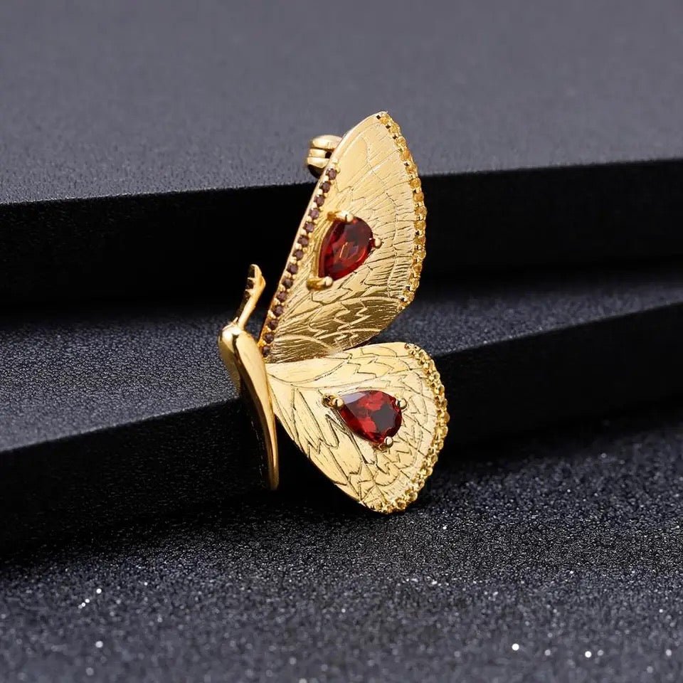 Silver / Golden plated 1.05 ct Garnet Pendant - Brooch