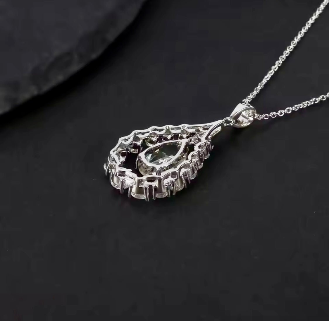 Silver Green Amethyst Pendant – 1.31 ct Natural Prasiolite Necklace