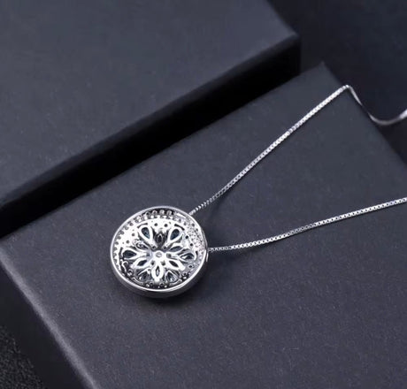 Silver Pendant 3.68 ct Swiss Blue Topaz