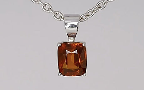 Silver Pendant with Hessonite Garnet 5.39 ct