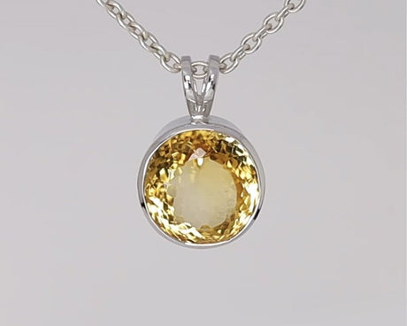 Silver Pendant with Natural Citrine 21.18 ct – Round Cut, AGR Certified