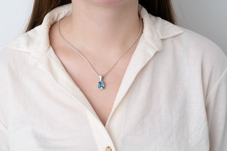 Silver Pendant with Swiss Blue Topaz 5.10 ct