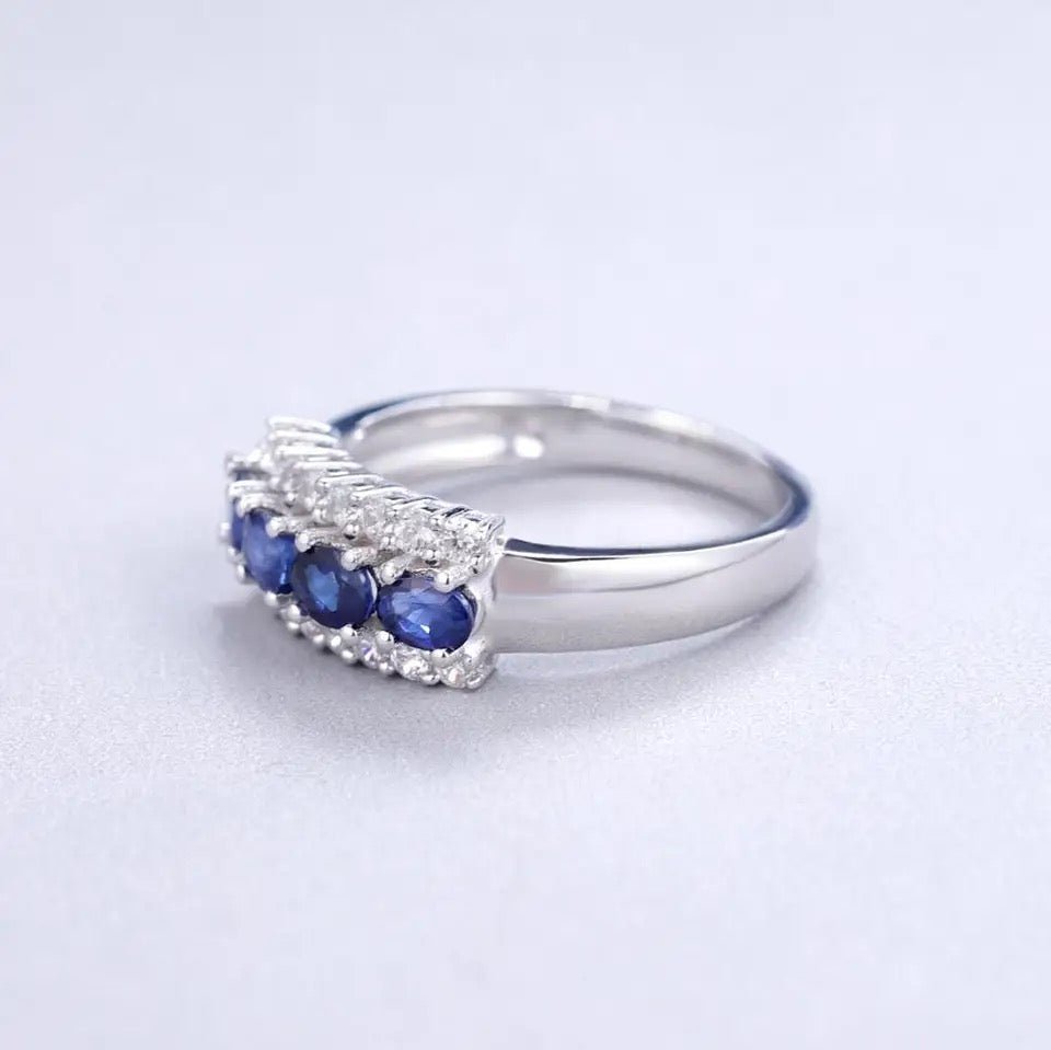 Silver Ring 0.92 ct Sapphire
