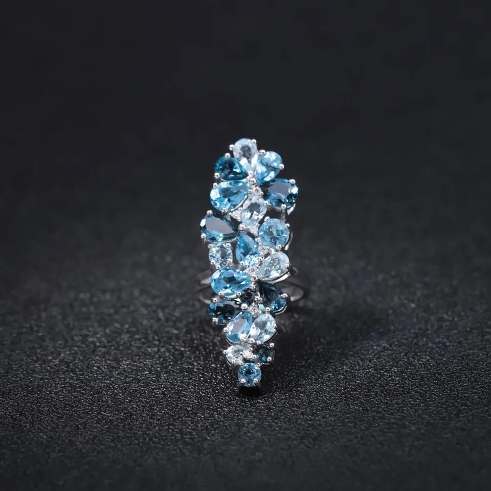 Silver Ring 10.07 ct Blue Topaz