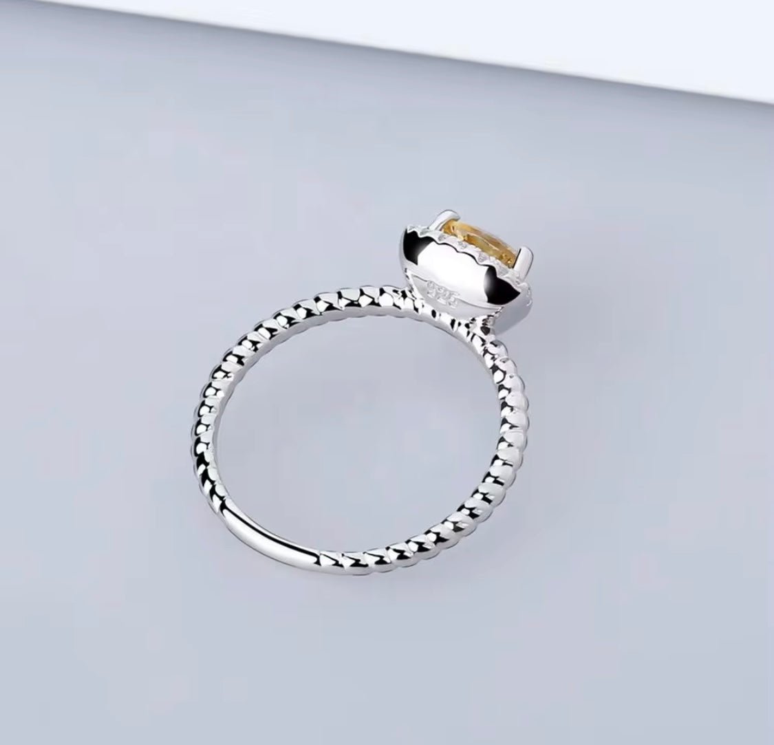 Silver Ring with Natural Citrine 0.73 ct – Trillion Cut